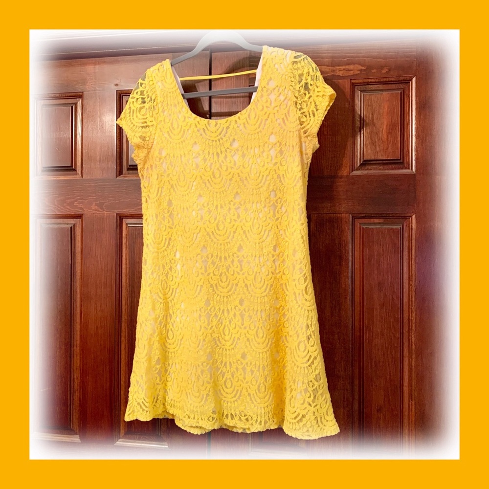 Socialite Layered Yellow Dress